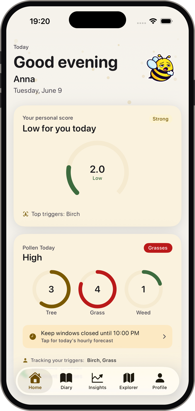 Polly's home screen on an iPhone, showing today's personal allergy score and the pollens driving it